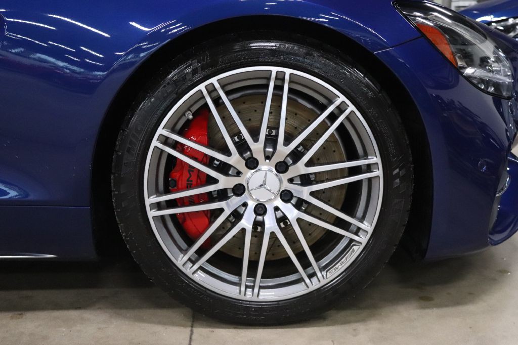 2020 Mercedes-Benz AMG GT Image 41