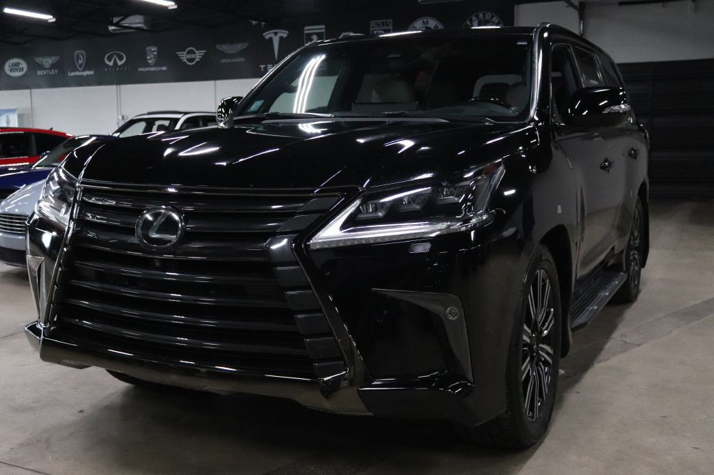 2019 Lexus LX Image 1