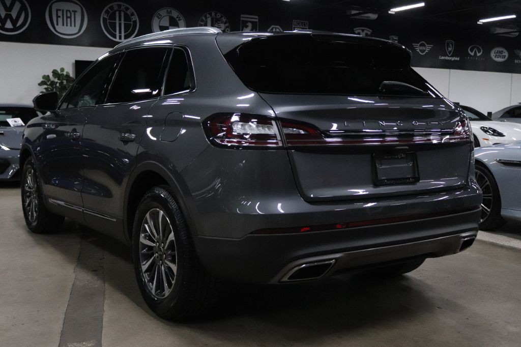 2023 Lincoln Nautilus Image 3