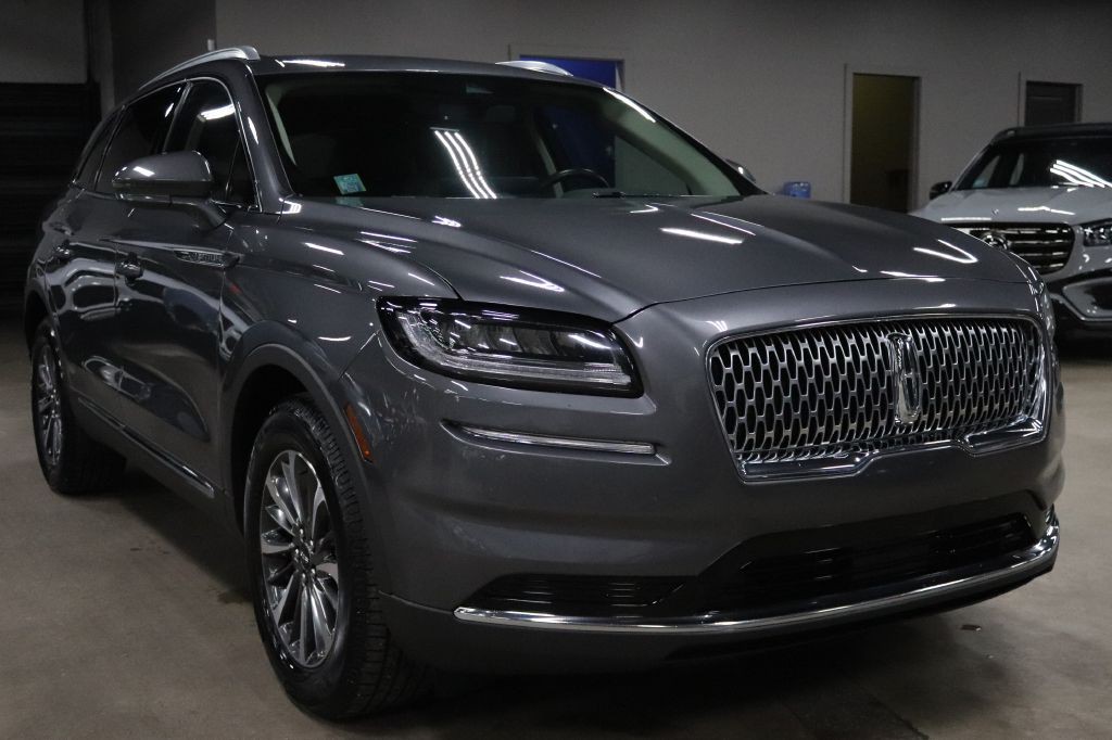 2023 Lincoln Nautilus Image 7