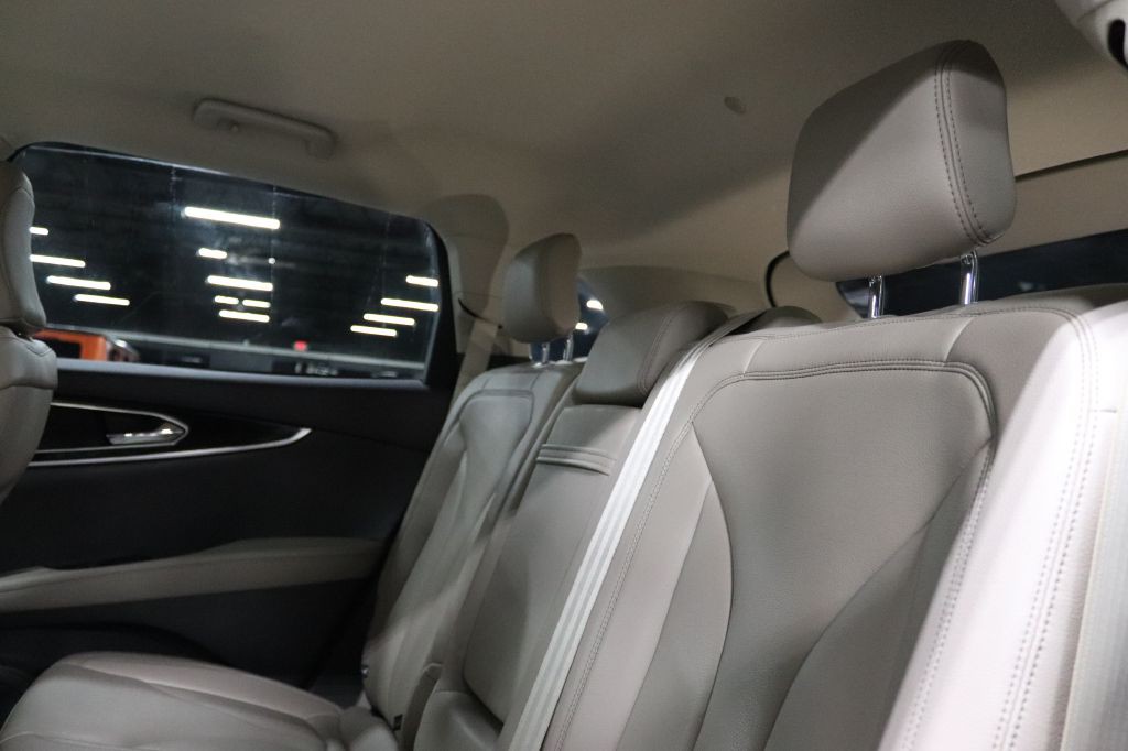 2023 Lincoln Nautilus Image 22