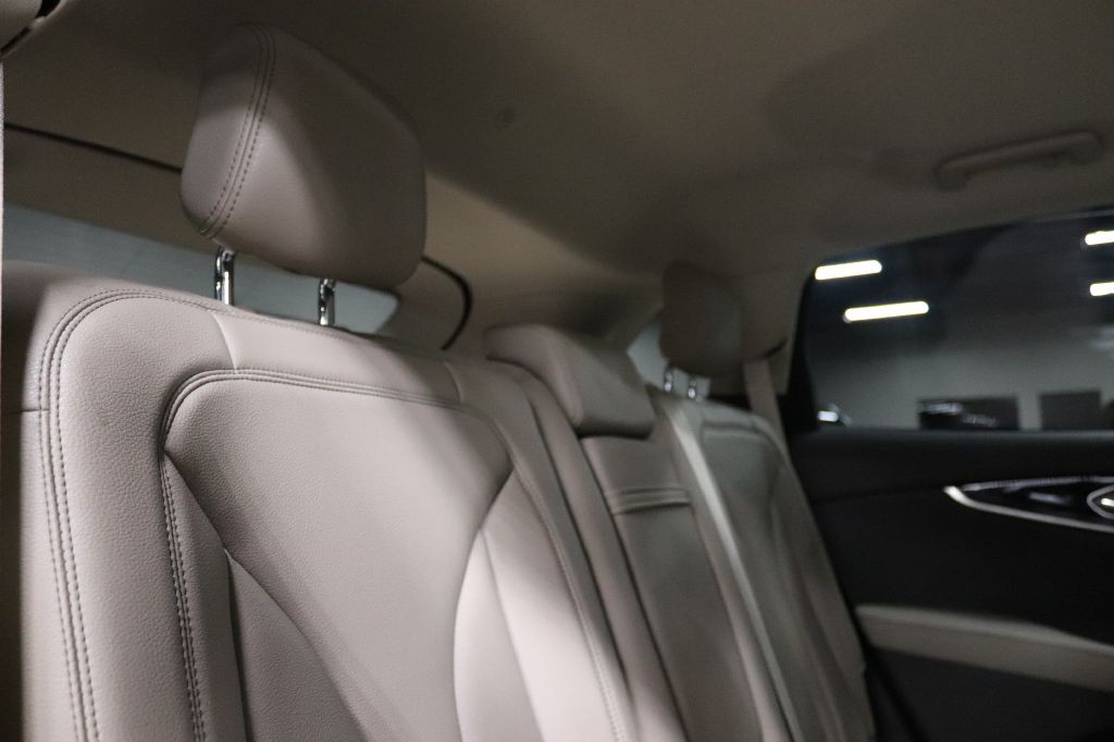 2023 Lincoln Nautilus Image 27