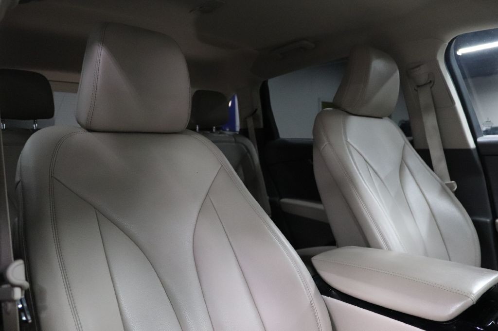 2023 Lincoln Nautilus Image 30