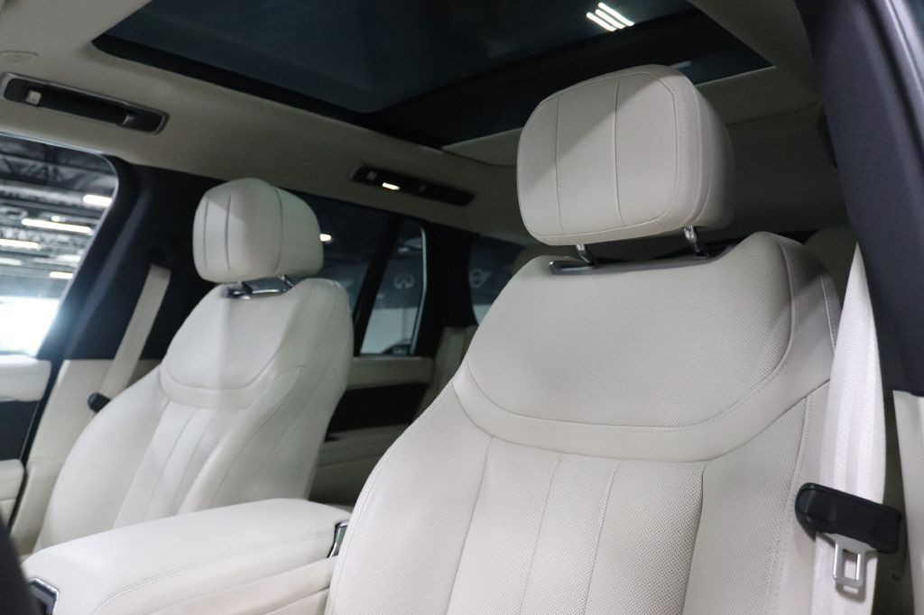 2023 Land Rover Range Rover Image 11