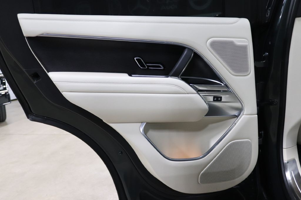 2023 Land Rover Range Rover Image 13