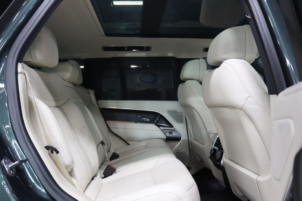2023 Land Rover Range Rover Image 19
