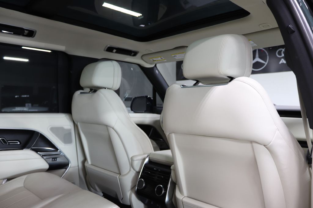 2023 Land Rover Range Rover Image 21