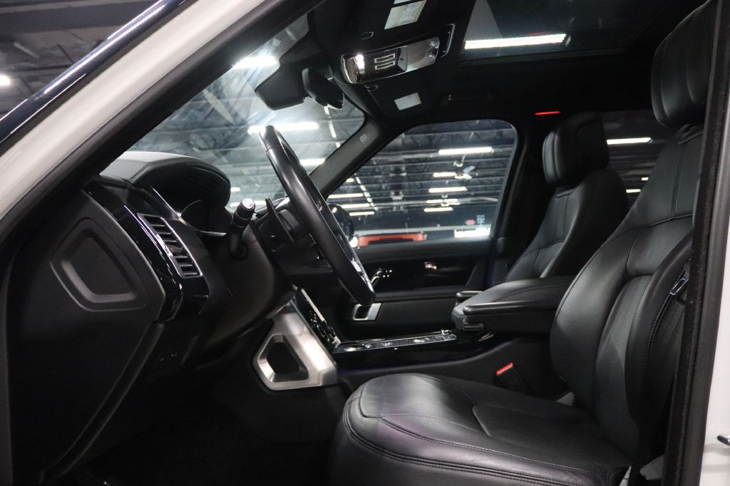 2021 Land Rover Range Rover Image 10