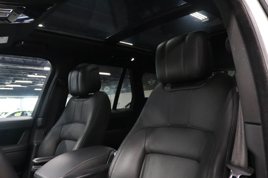 2021 Land Rover Range Rover Image 11