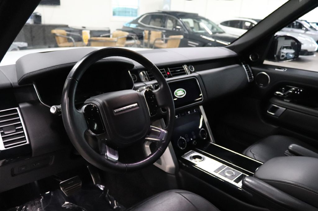 2021 Land Rover Range Rover Image 12