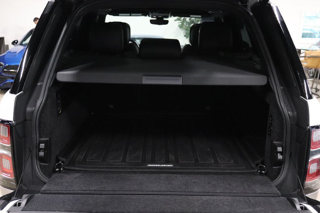 2021 Land Rover Range Rover Image 17