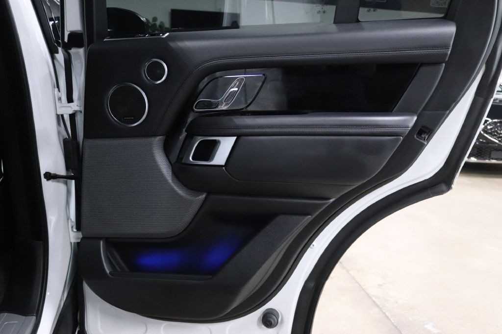 2021 Land Rover Range Rover Image 18
