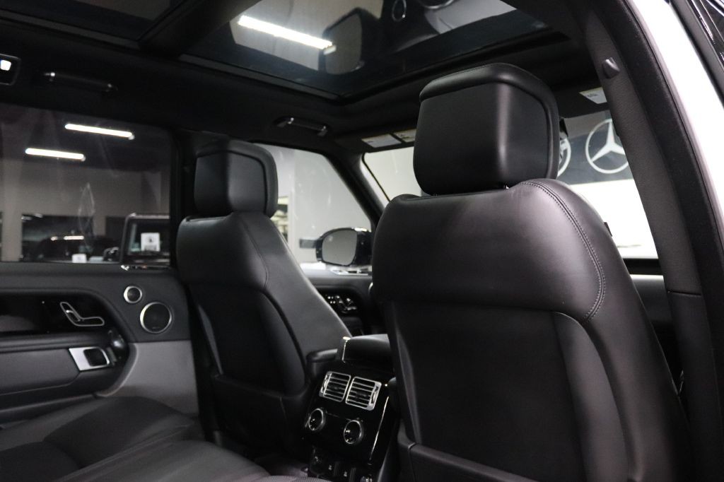 2021 Land Rover Range Rover Image 21