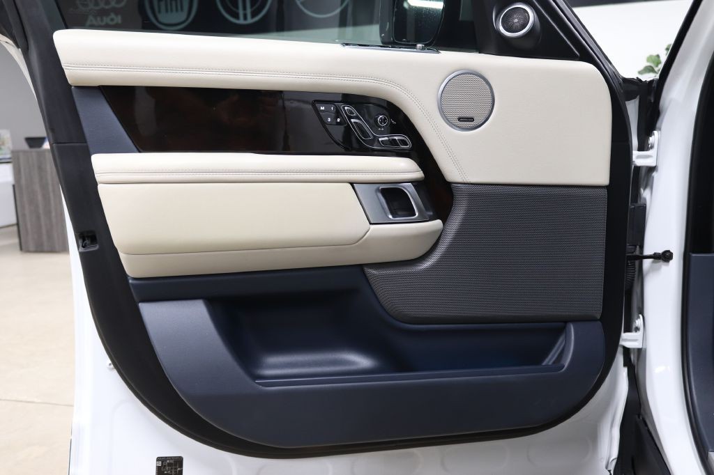 2019 Land Rover Range Rover Image 9
