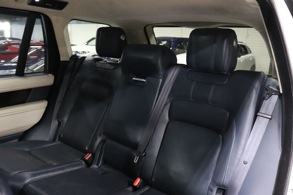 2019 Land Rover Range Rover Image 15