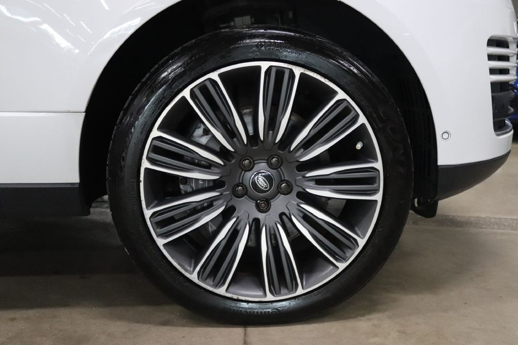 2019 Land Rover Range Rover Image 40