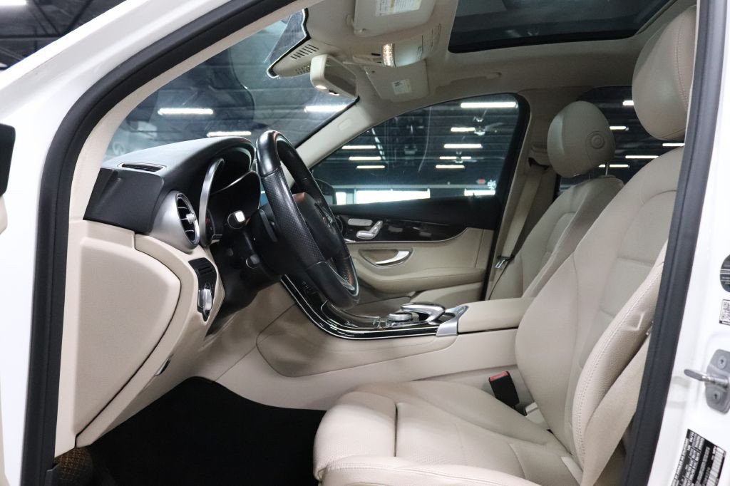 2016 Mercedes-Benz GLC-Class Image 10