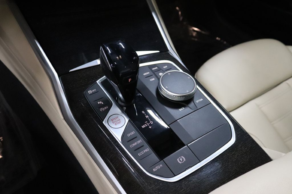 2021 BMW 4 Series Image 24