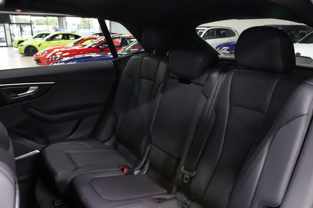 2021 Audi Q8 Image 15