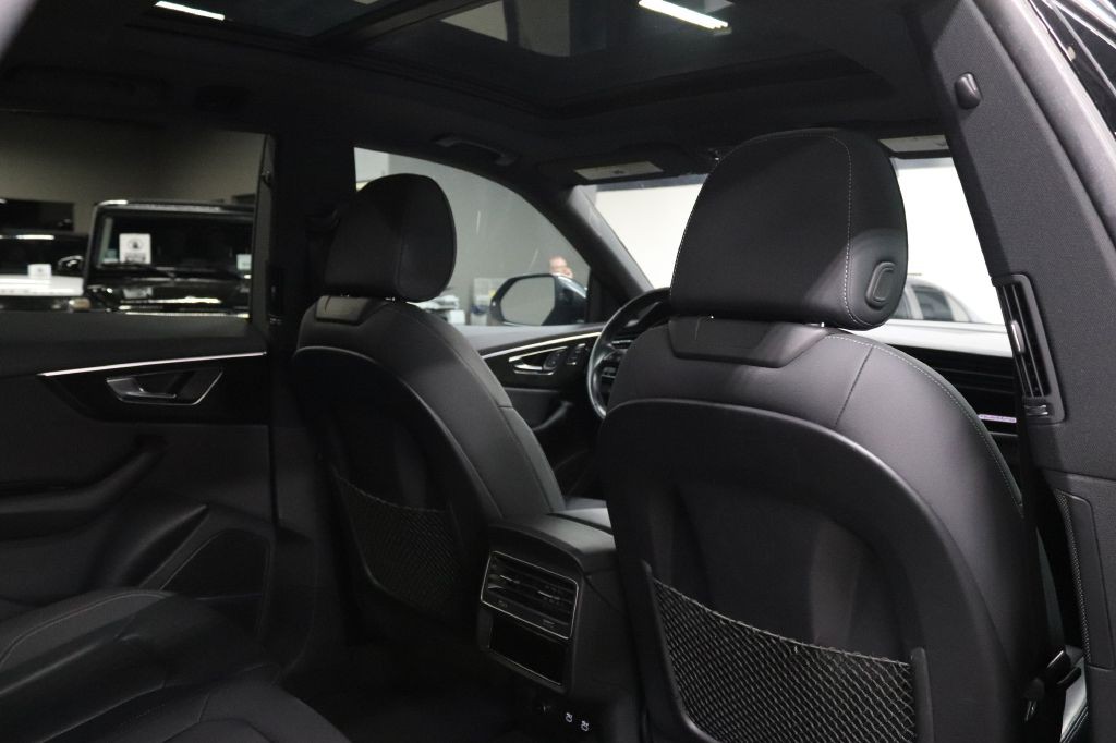 2021 Audi Q8 Image 21