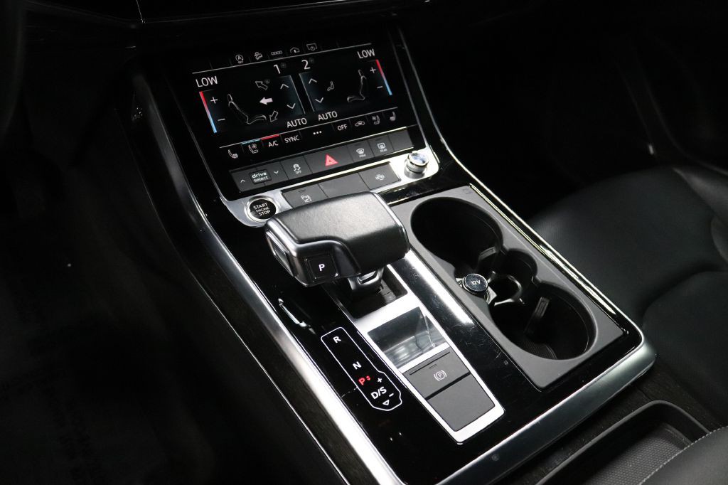 2021 Audi Q8 Image 31