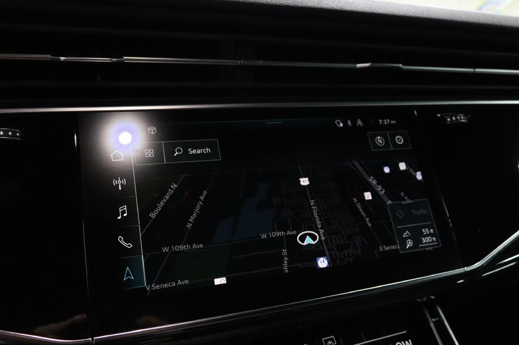 2021 Audi Q8 Image 34