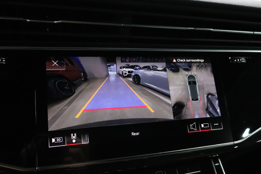 2021 Audi Q8 Image 35