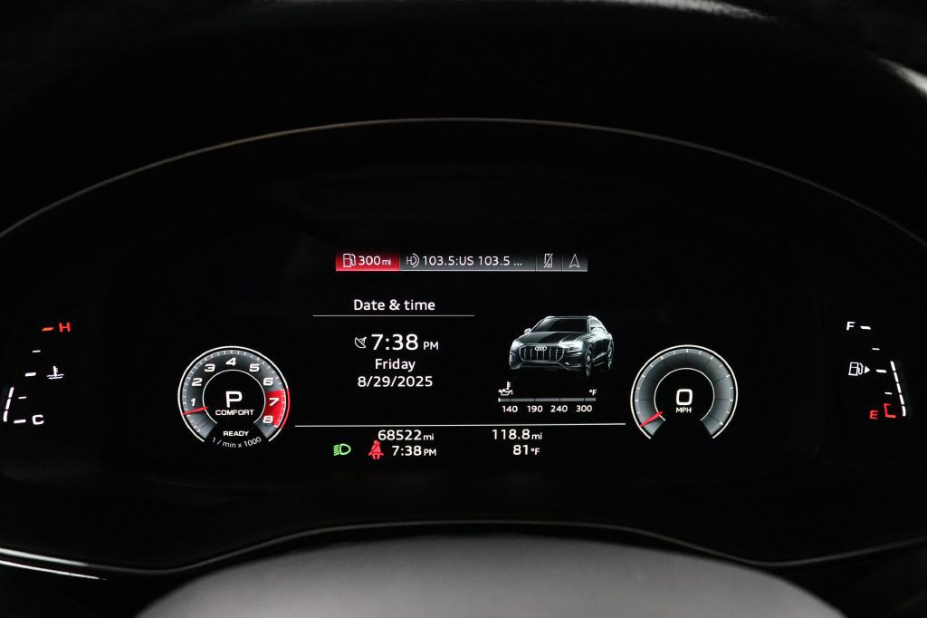 2021 Audi Q8 Image 36