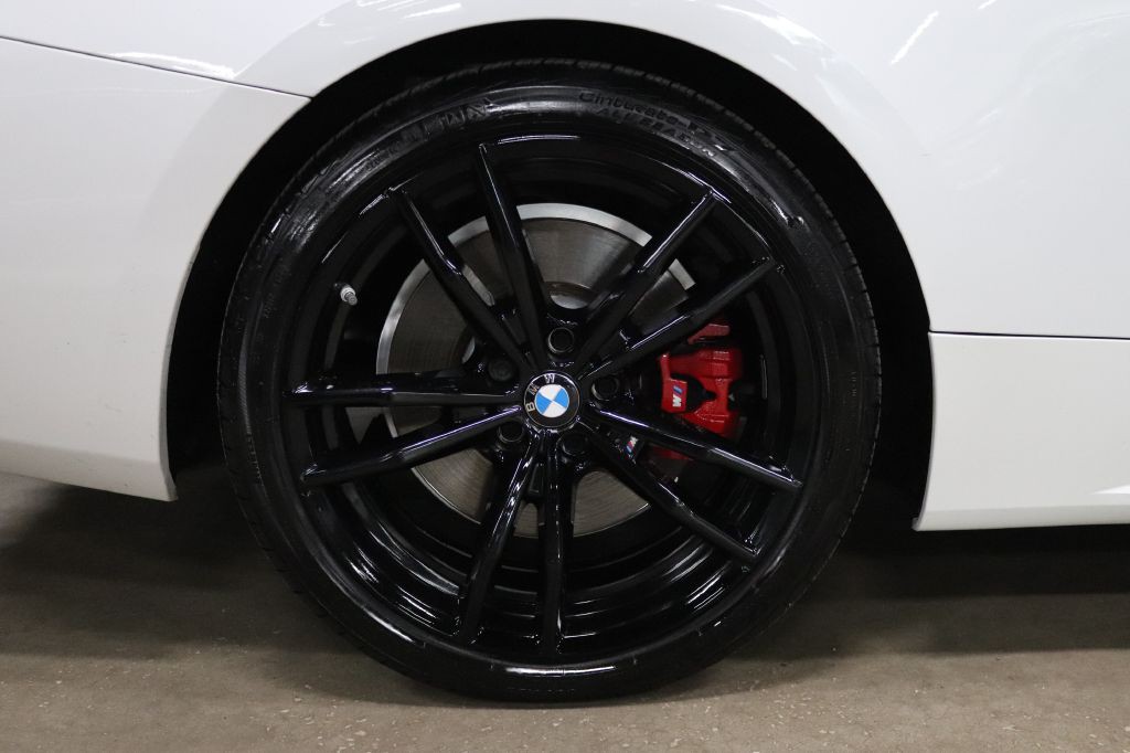 2024 BMW 4 Series Image 39