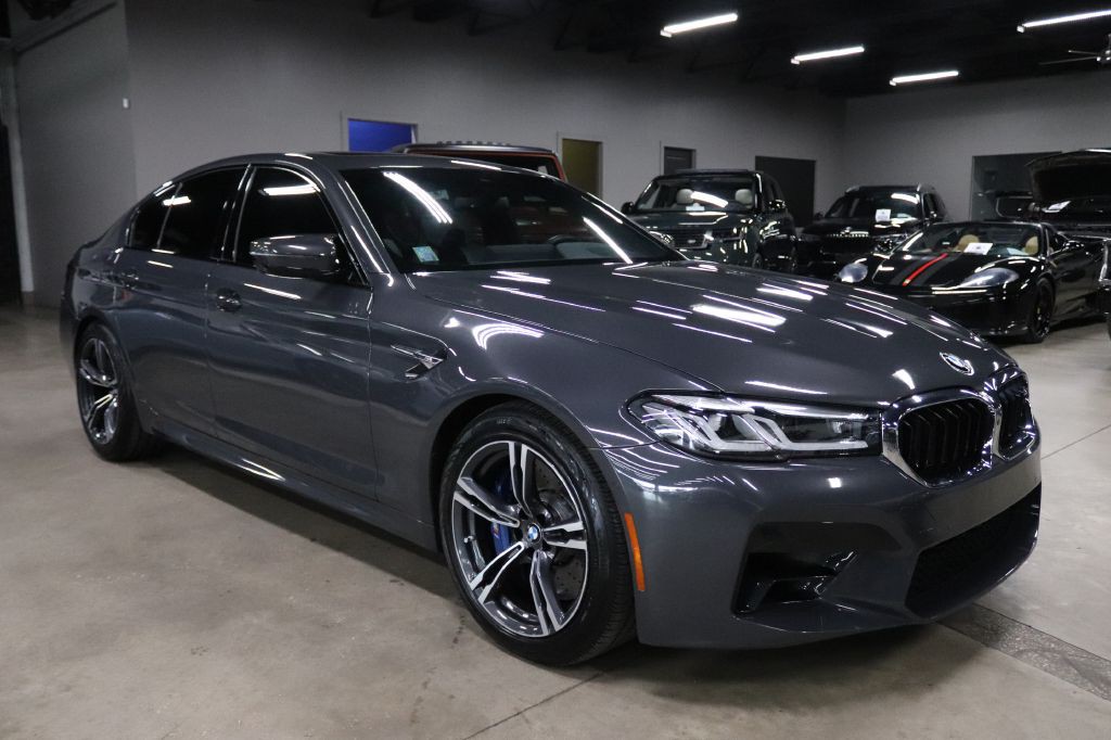 2022 BMW M5 Image 7