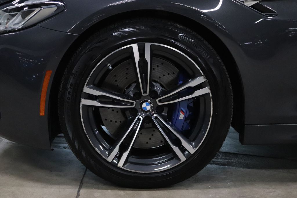 2022 BMW M5 Image 38