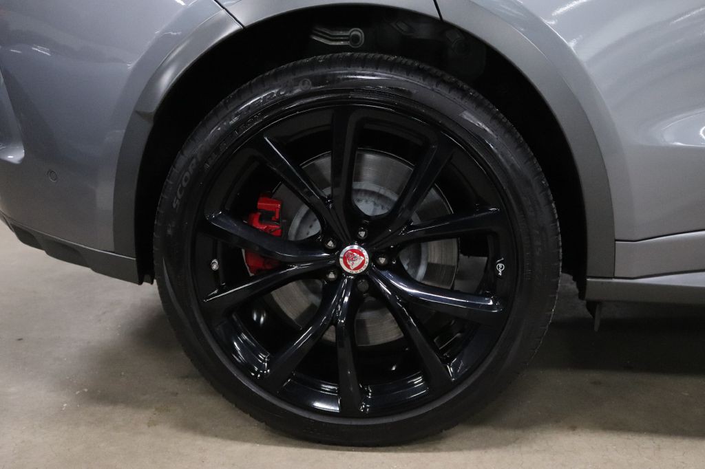 2020 Jaguar F-PACE Image 37