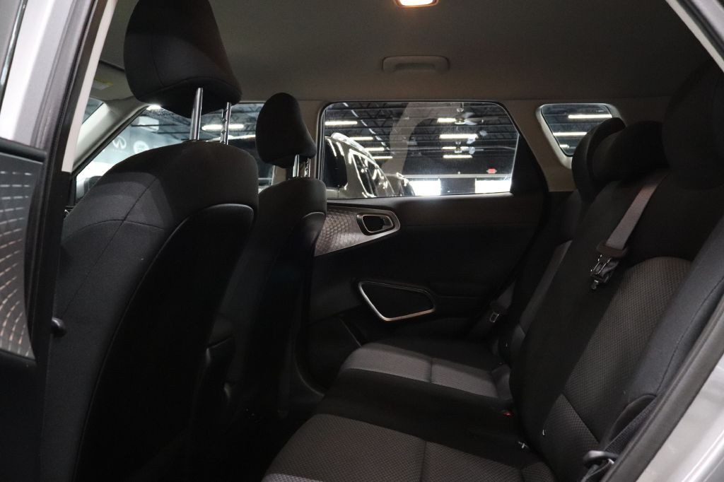 2024 Kia Soul Image 13