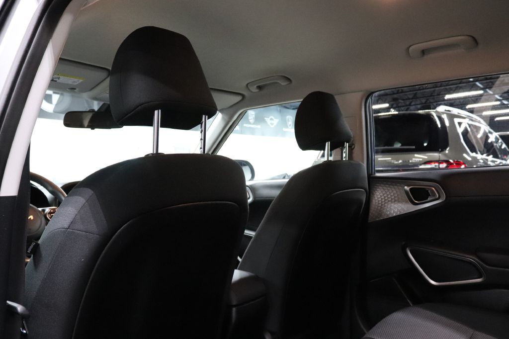 2024 Kia Soul Image 15