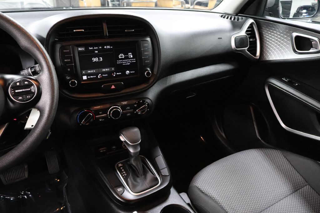 2024 Kia Soul Image 29