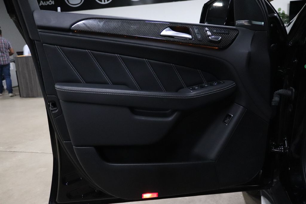 2019 Mercedes-Benz GLE-Class Image 9