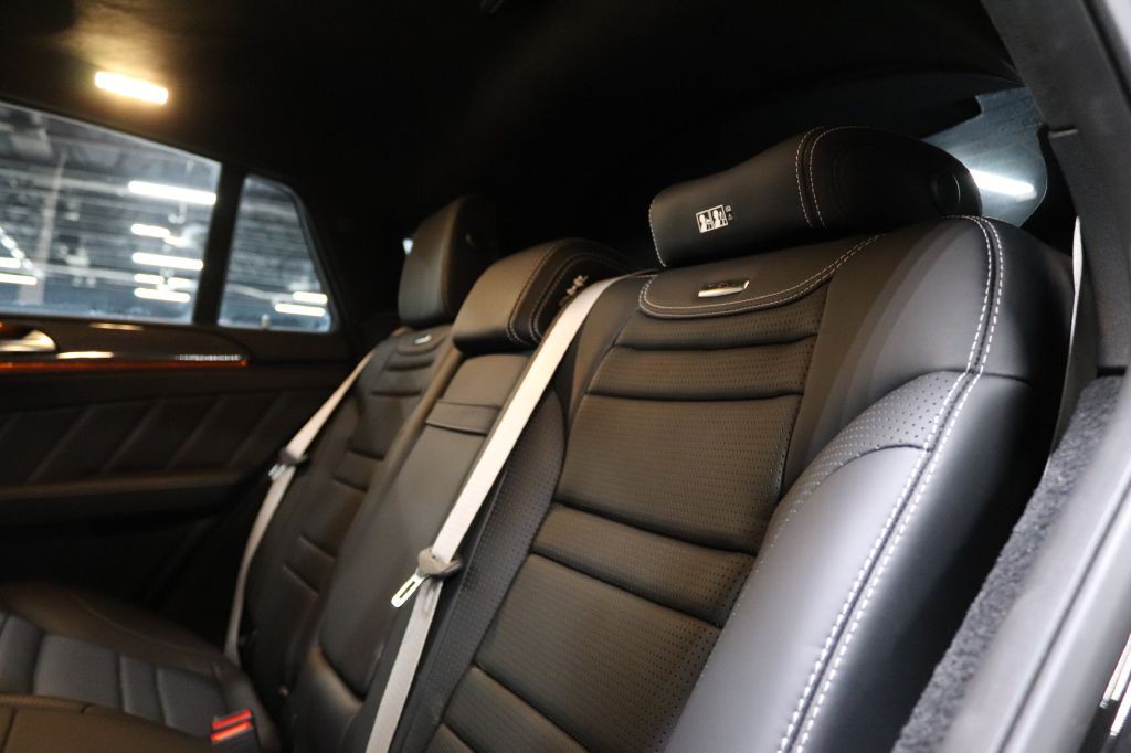 2019 Mercedes-Benz GLE-Class Image 24