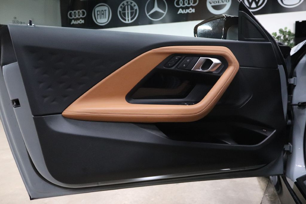 2024 BMW 2 Series Image 9
