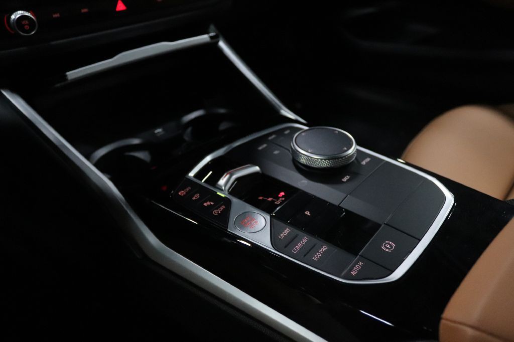 2024 BMW 2 Series Image 19