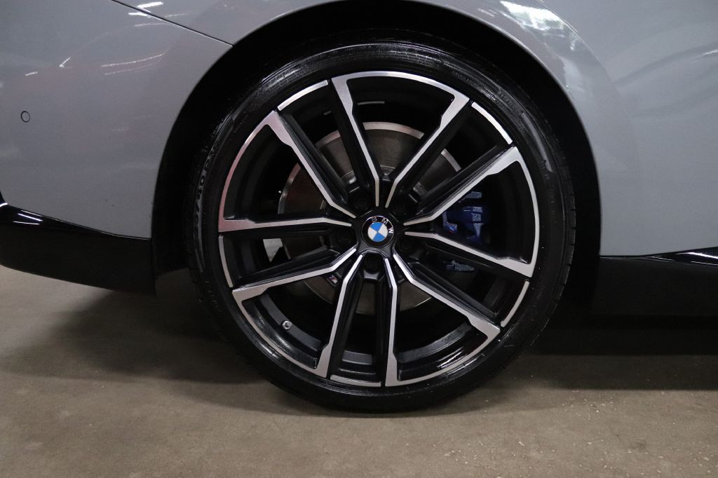 2024 BMW 2 Series Image 31