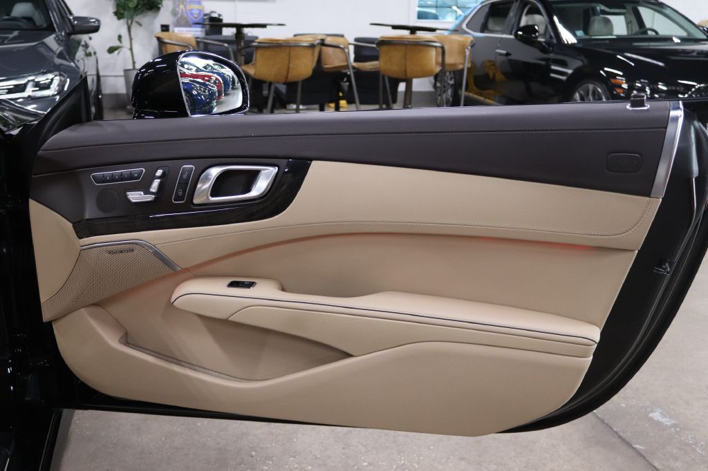 2015 Mercedes-Benz SL-Class Image 21