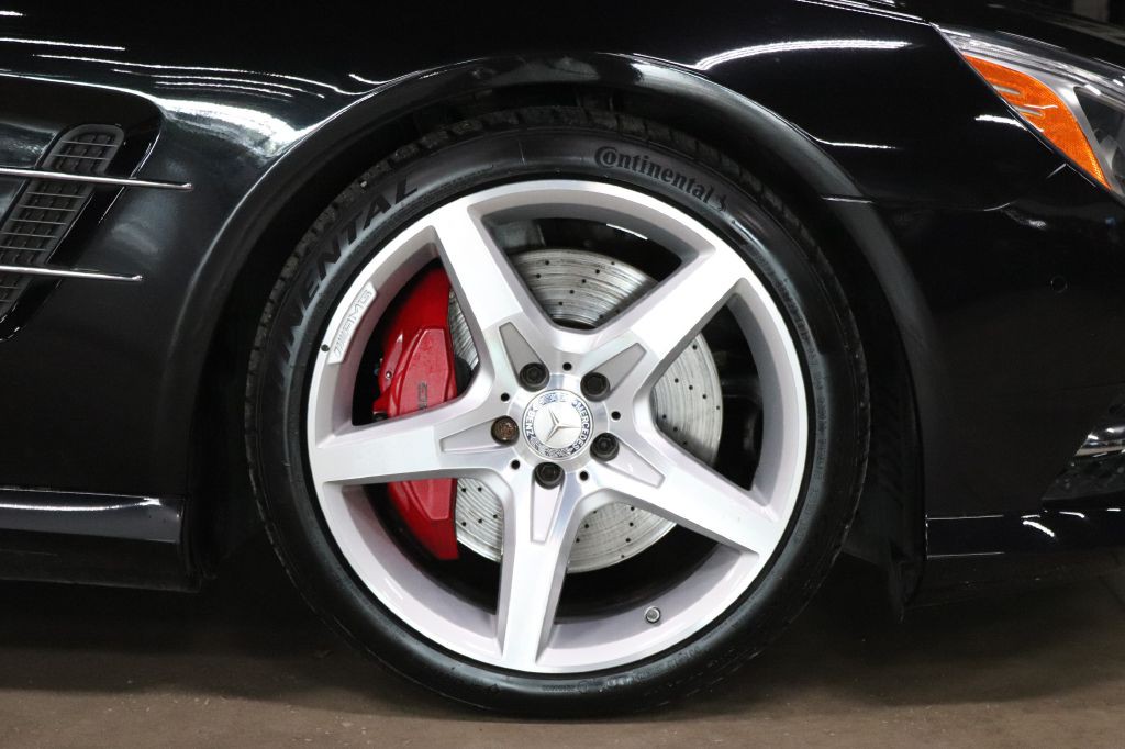 2015 Mercedes-Benz SL-Class Image 40