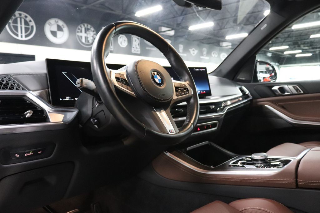 2024 BMW X5 Image 10