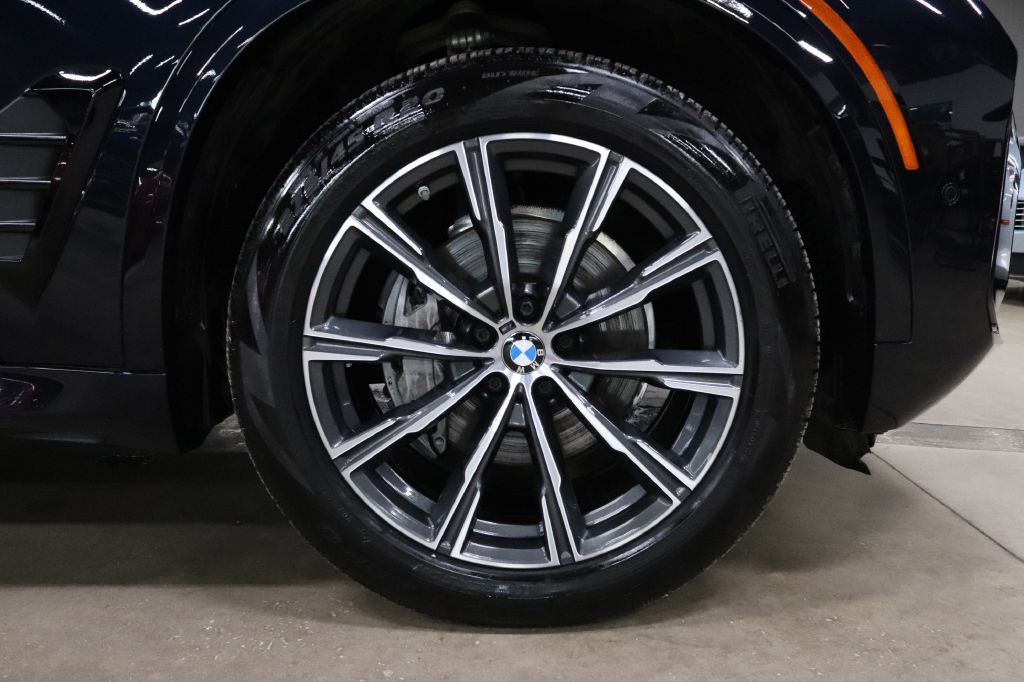 2024 BMW X5 Image 38