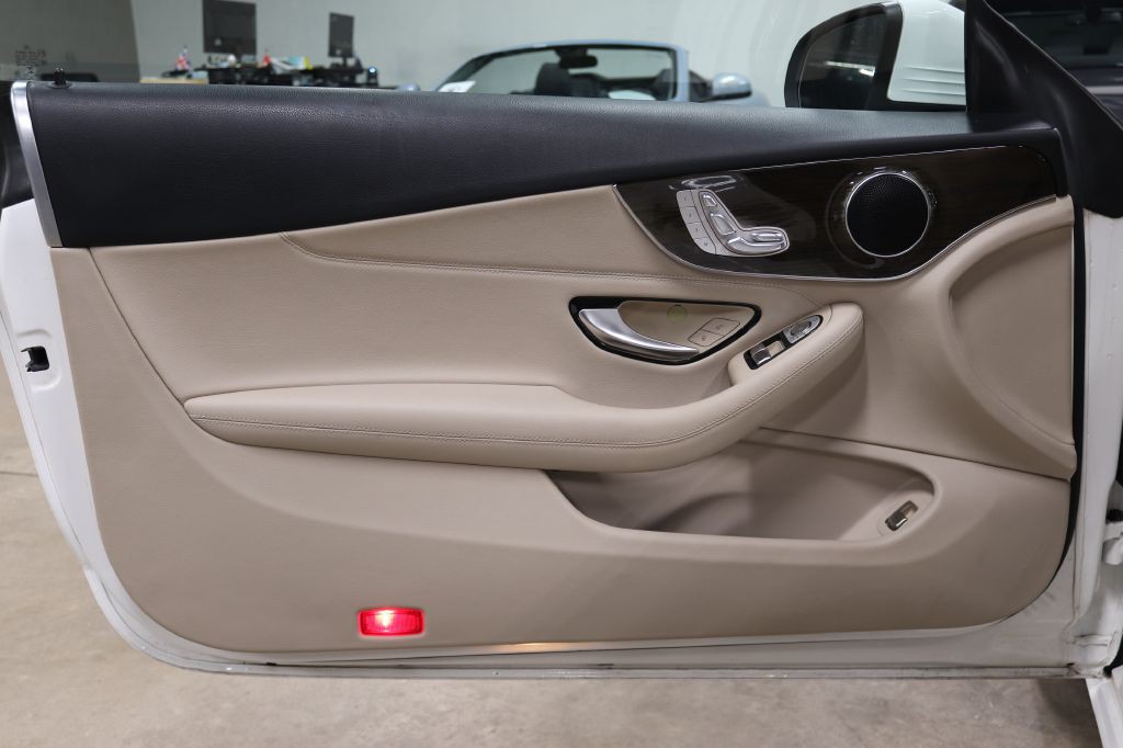 2017 Mercedes-Benz C-Class Image 9