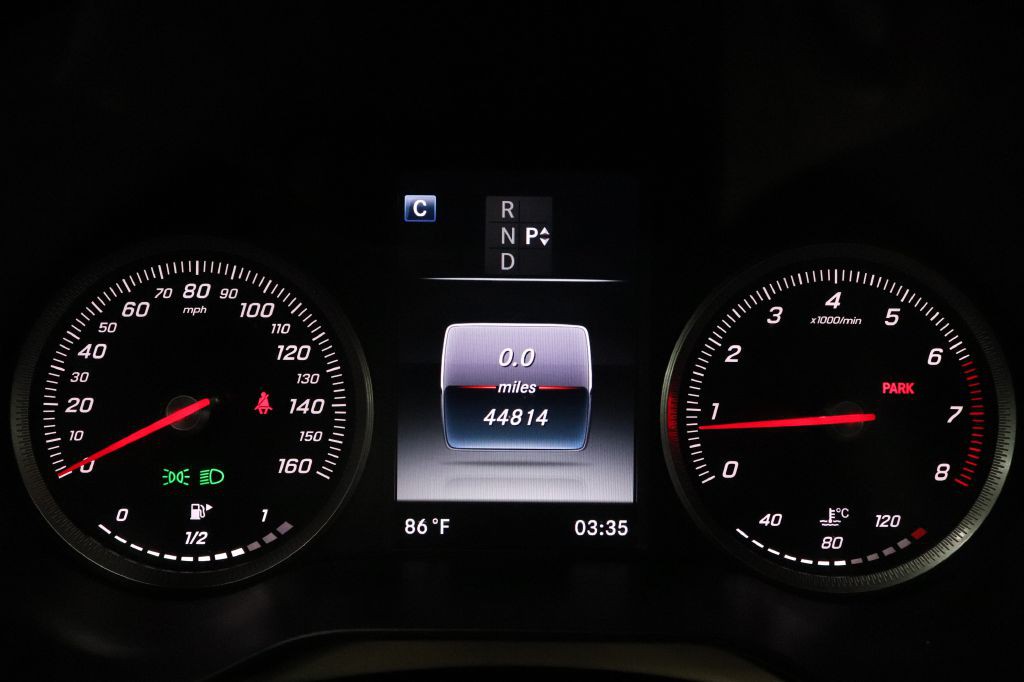 2017 Mercedes-Benz C-Class Image 27
