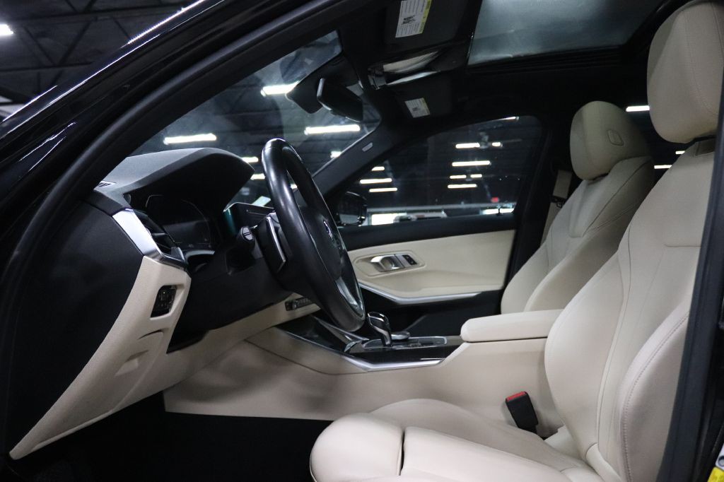 2021 BMW 3 Series Image 10