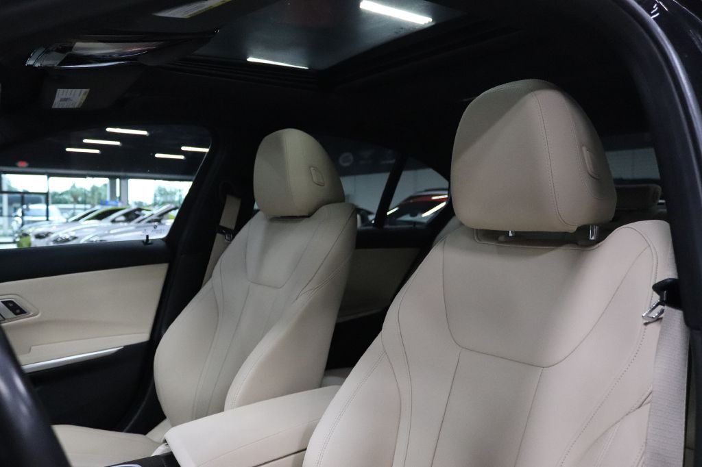 2021 BMW 3 Series Image 11