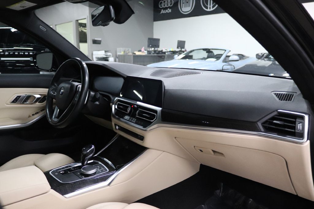 2021 BMW 3 Series Image 25
