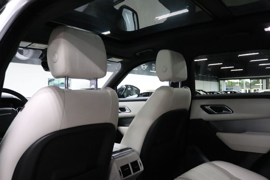 2018 Land Rover Range Rover Image 17